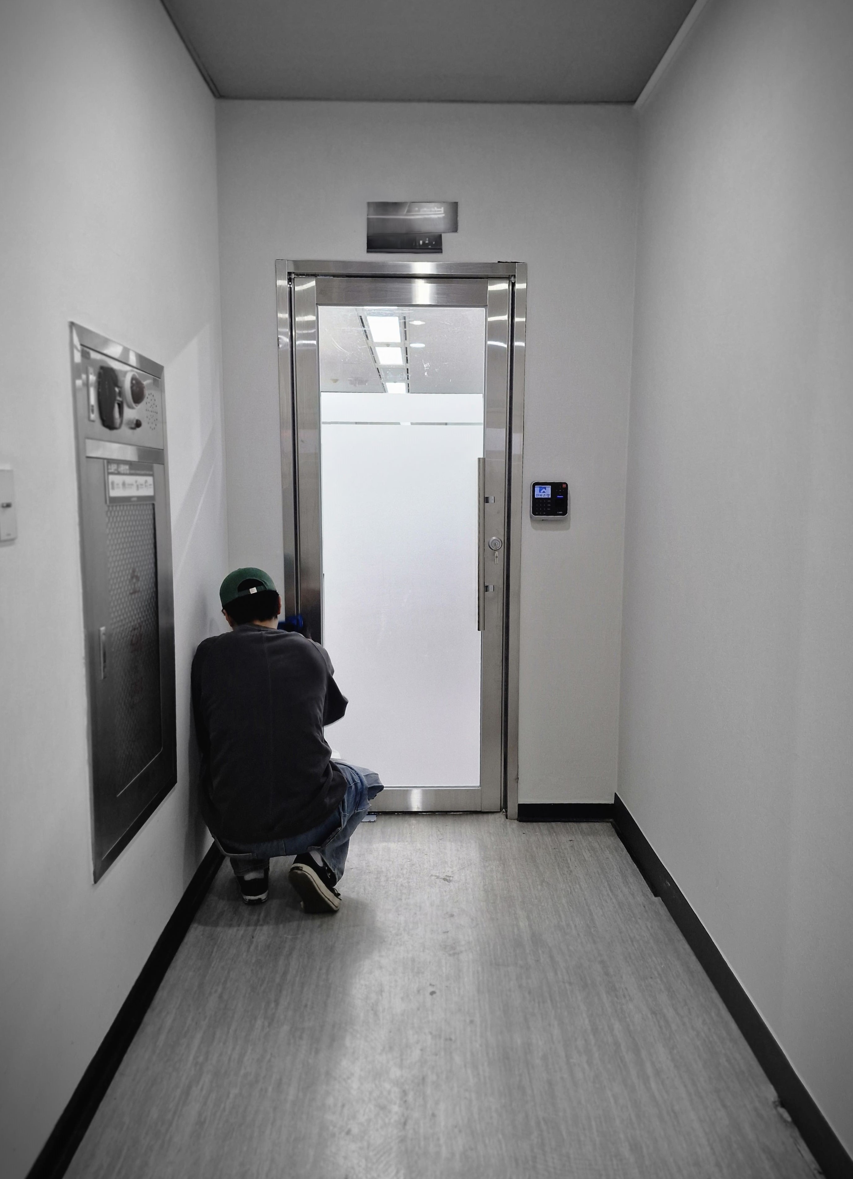 인테리어-문-설치-마감-디테일